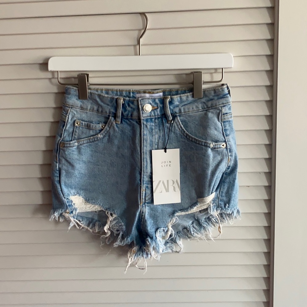 Women’s New Zara Short size 32/0